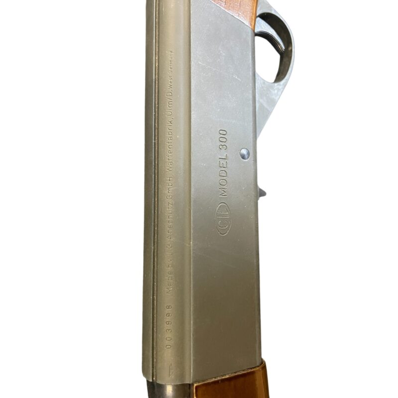 Anschutz CIL Model 300 .22LR Semi-Auto Rifle - Image 4